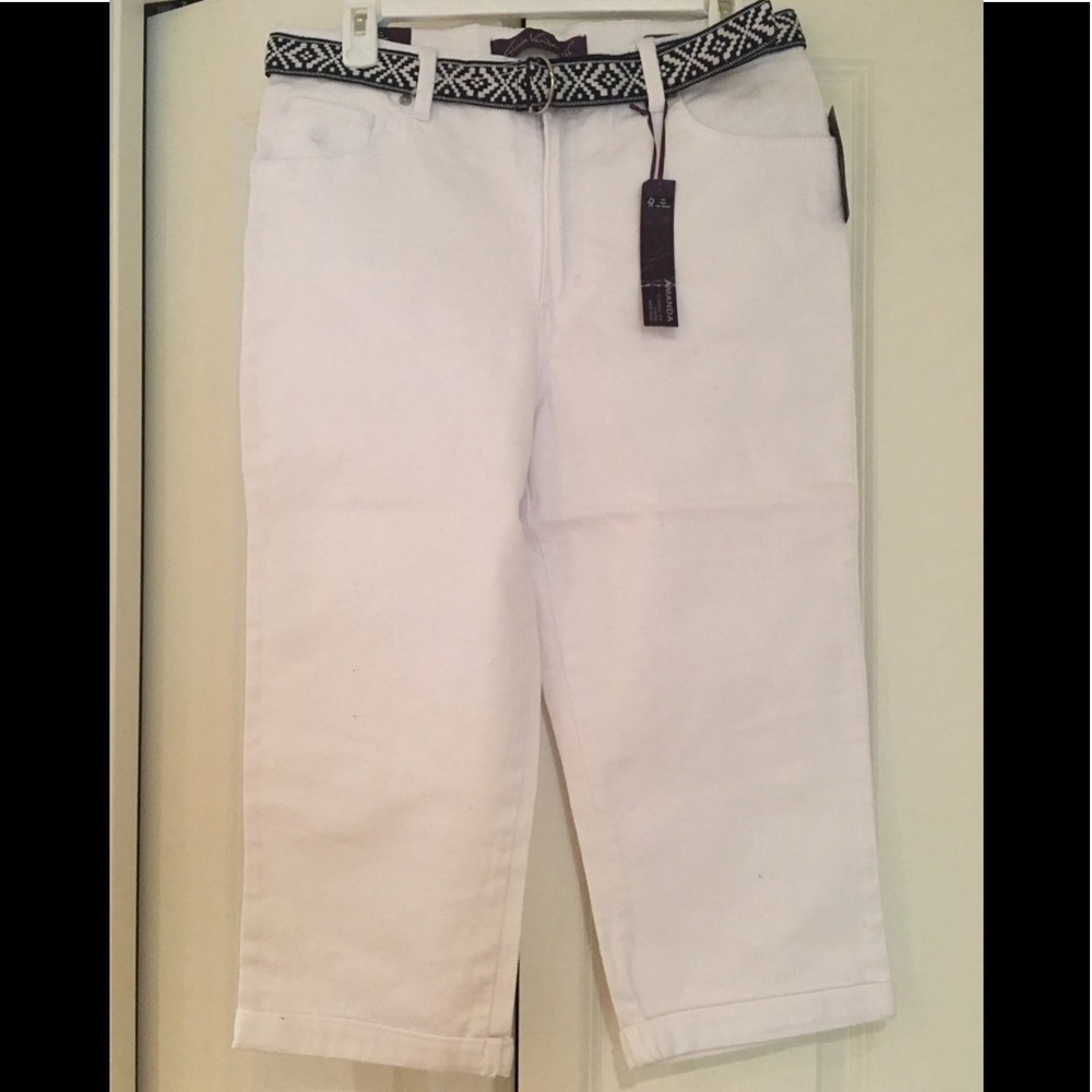 NEW GLORIA VANDERBILT AMANDA WHITE CAPRI SIZE 10